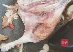 Illustration of how to make duck legs in Shanghai sauce 3