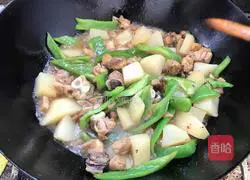 Illustration of how to cook chicken legs with potatoes 6