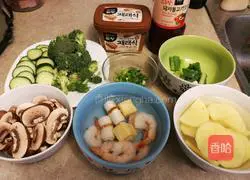 Lazy Man’s Korean Doenjang Soup Recipe Illustration 1