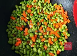 Illustration of how to make fried chicken with edamame rice 9