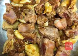 Illustration of how to make steamed pork ribs with sweet bean paste 4