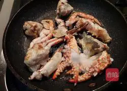 Singapore Chili Crab Recipe Illustration 3