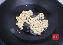 Illustration of how to make Kung Pao Squid 18