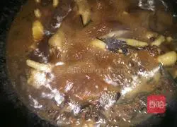 Illustration of how to make spiced chicken feet 4