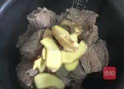 Illustration of how to make rice cooker sauce beef 5