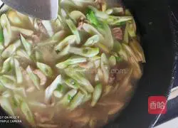 Illustration of how to make fried rice and beans 9