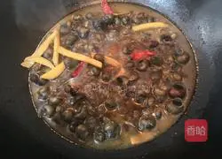 Illustration of how to make braised snails 9