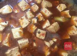  Illustration of how to make Mapo Tofu with Sichuan flavor 6