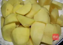 Illustration of how to make braised pork and potatoes 3