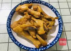 Illustration of braised duck wing roots 13