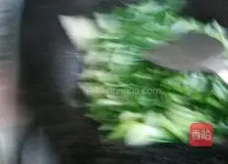 Illustration of how to make fried kohlrabi with seaweed and kelp 6