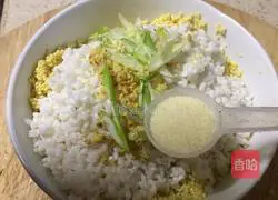 Illustration of how to steam pork ribs with glutinous millet 14