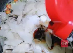 Illustration of how to make spicy fried king oyster mushrooms 3