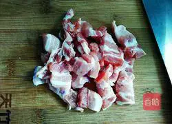 Illustration of how to make fried meat with mushrooms 2