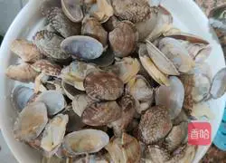 Illustration of how to make spicy fried clams 3