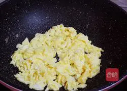 Crab Fillet and Egg Bento Recipe Illustration 4