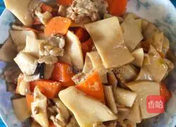 Pork and King Oyster Mushroom Recipe Illustration 12