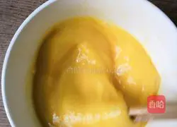 Illustration of how to make fried zucchini with eggs 2