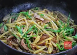 Fried mushrooms and potato strips Practice illustration 8