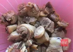 Illustration of how to make home-cooked chicken 7