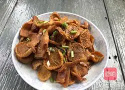 Illustration of how to make steamed bacon and dried radish 7