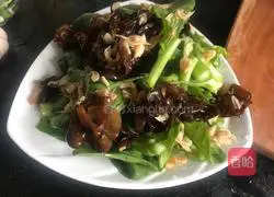 Illustration of how to make shrimps and rape sprouts 8