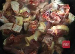 Illustration of how to make braised duck meat 3