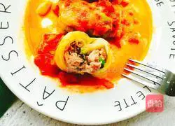 Illustration of how to make cabbage meat rolls 8