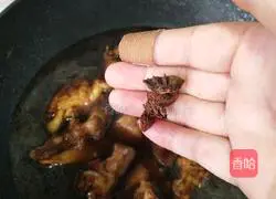 Illustration of braised pig's feet with soybeans 16