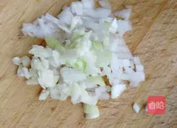 Illustration of how to cook beef with potatoes 3