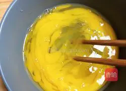 Cheese Wakame Thick Egg Omelette (5-Minute Quick Meal) Recipe Illustration 4