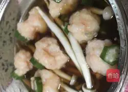 Illustration of how to make seafood, mushrooms, okra, steamed shrimps and sliders 3