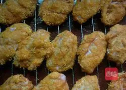 Illustration of grilled chicken wings 4