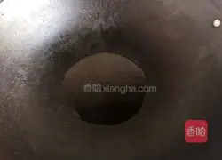 Illustration of how to make Yuqian scrambled eggs 6