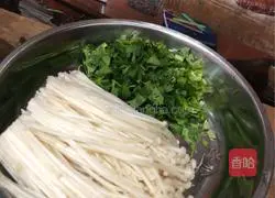 Illustration of making rice noodles 2