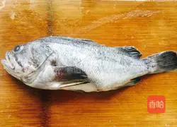 Illustration of home-cooked fathead fish 1