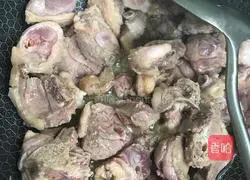 Illustration of how to make braised duck with ginger 3