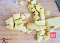 Braised Chicken Wings and Potatoes Recipe Illustration 7