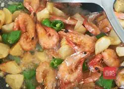 Illustration of how to make dry pot shrimp 2