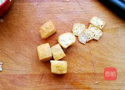 Illustration of how to make winter melon stuffed with oily beans stuffed with meat 1