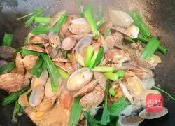 Illustration of how to stir-fry 60-year-old croquettes 2