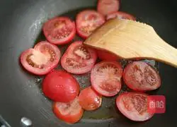 Illustration of how to make a golden lucky bag 4