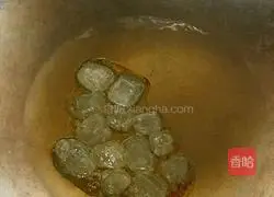 Illustration of how to make braised pork 2