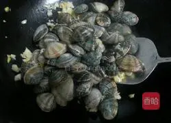 Illustration of how to make stir-fried clams 4