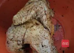 Illustration of rice cooker baked chicken 1