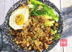 With this, the braised pork rice will be smooth, tender, delicious and not greasy.Illustration 10