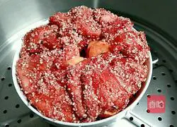 Illustration of how to make steamed pork with rice flour 9