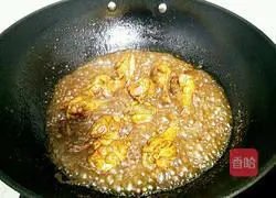 Illustration of braised chicken wing roots 9