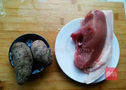 How to cook taro pork Illustration 1
