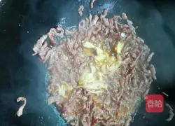 Illustration of how to make shredded beef with pepper 8